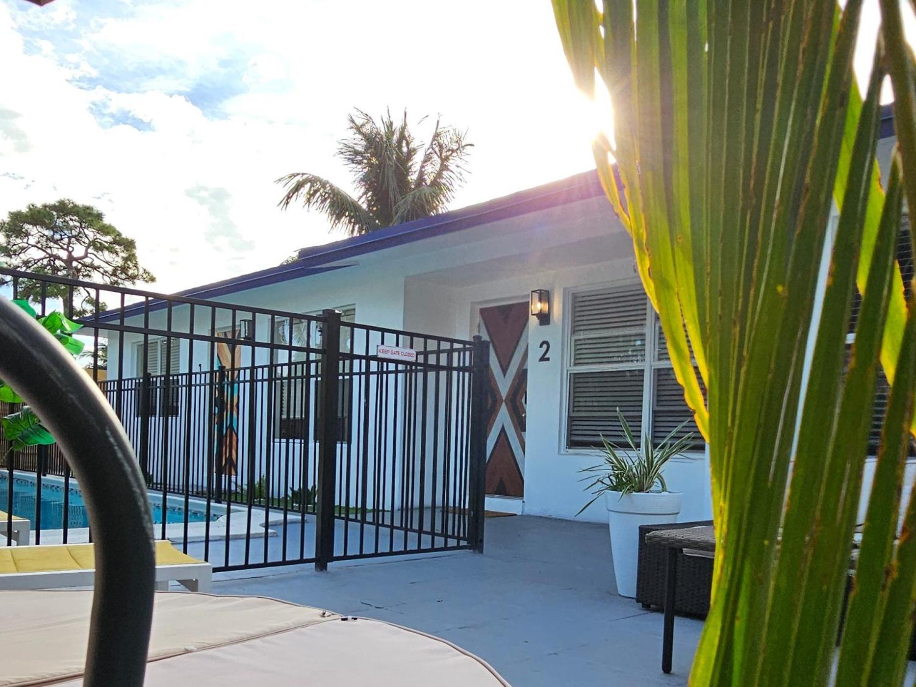 Equipped House W Pool & Patios, Near The Beaches, Prime Location- Ideal For Small Families, Coastal Haven フォート・ローダーデール エクステリア 写真