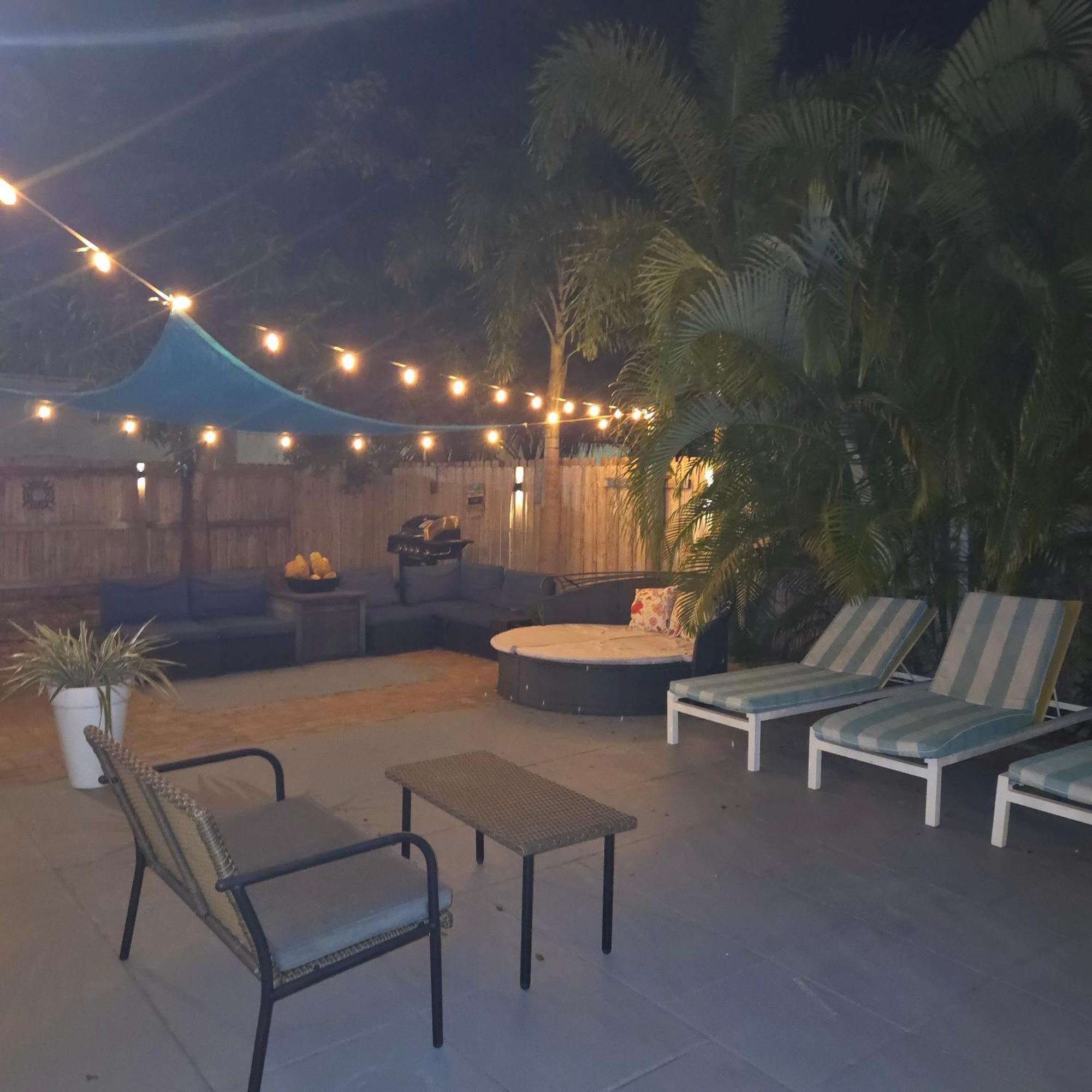 Equipped House W Pool & Patios, Near The Beaches, Prime Location- Ideal For Small Families, Coastal Haven フォート・ローダーデール エクステリア 写真